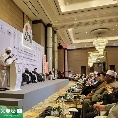 قدم معالي وزير الشؤون الدينية والأوقاف الدكتور عمربخيت محمدآدم  كلمة في مؤتمر الحوار الإسلامي