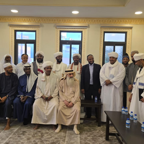 بدعوة من السفارة السودانية بمملكة البحرين معالي وزير الشؤون الدينية والأوقاف الدكتور عمربخيت محمدآدم يلتقي أبناء الجالية السودانية